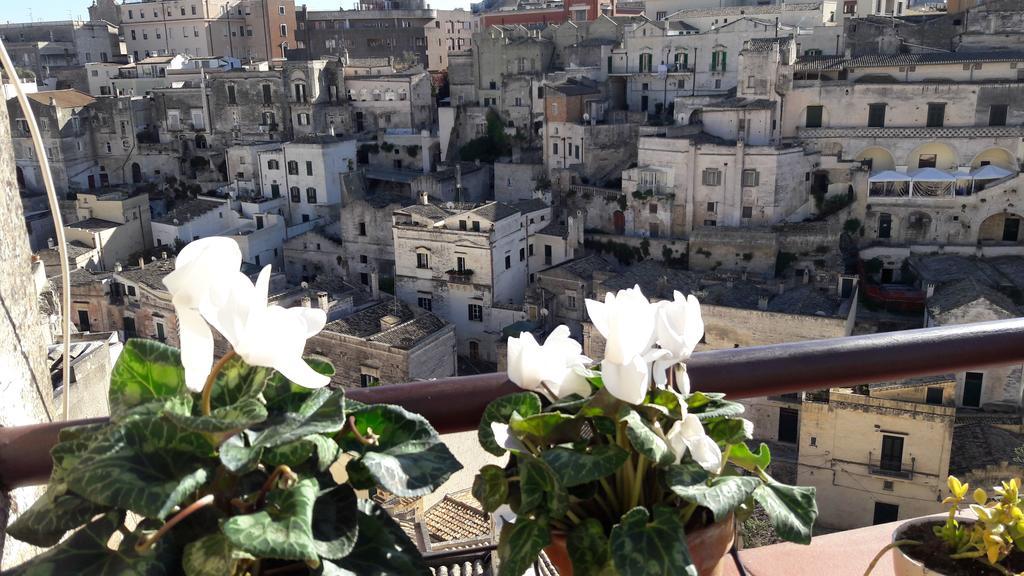 Sole Di Paglia Matera