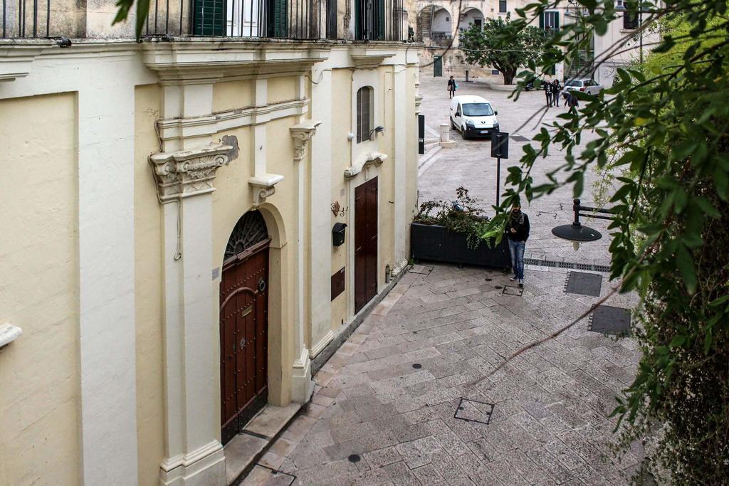Sole Di Paglia * Matera
